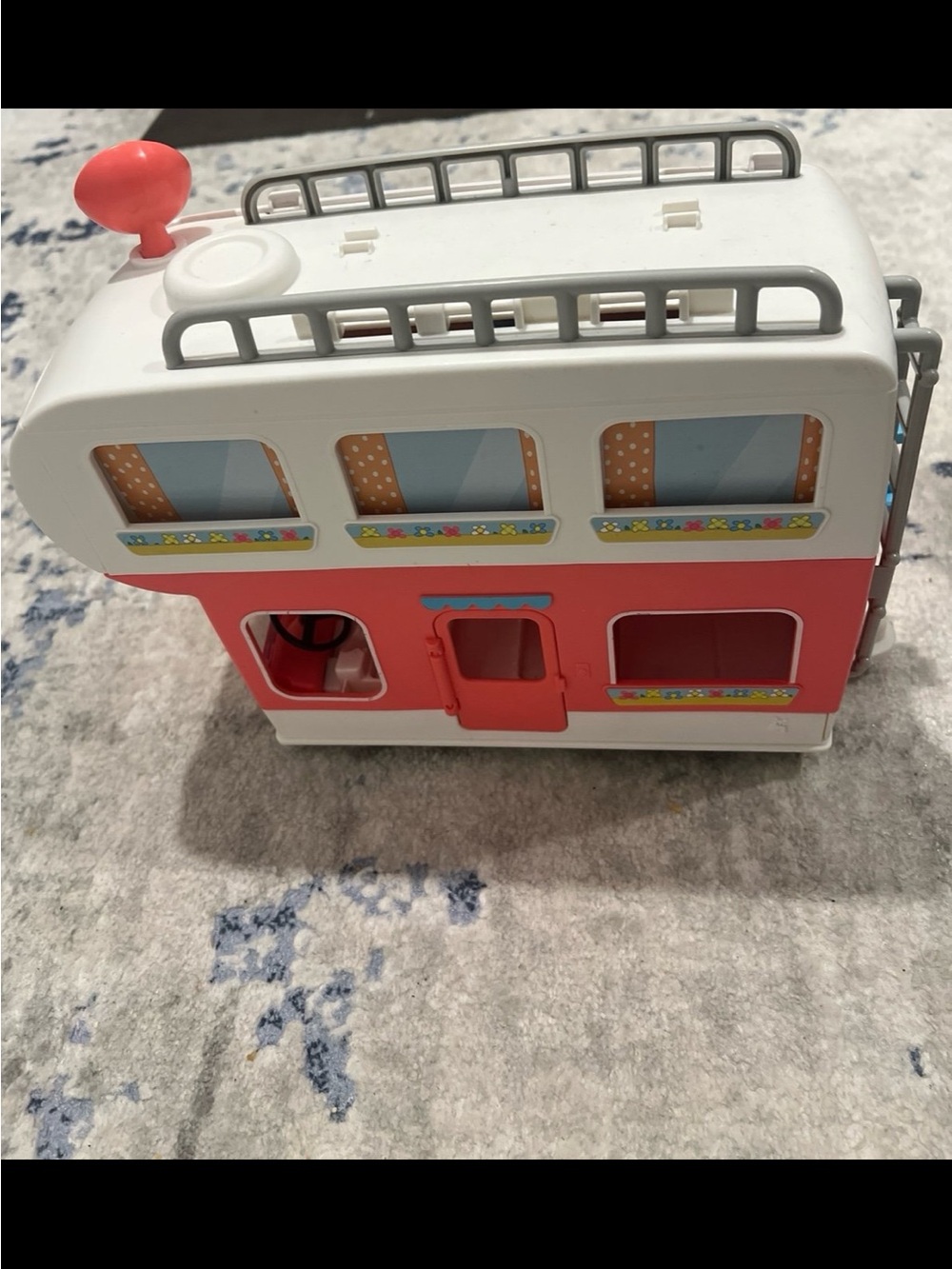 Peppa pig RV camper - Picture 5 of 6